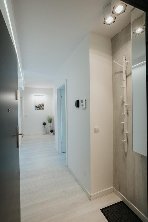 Arcade Old Town With Free Parking Apartment